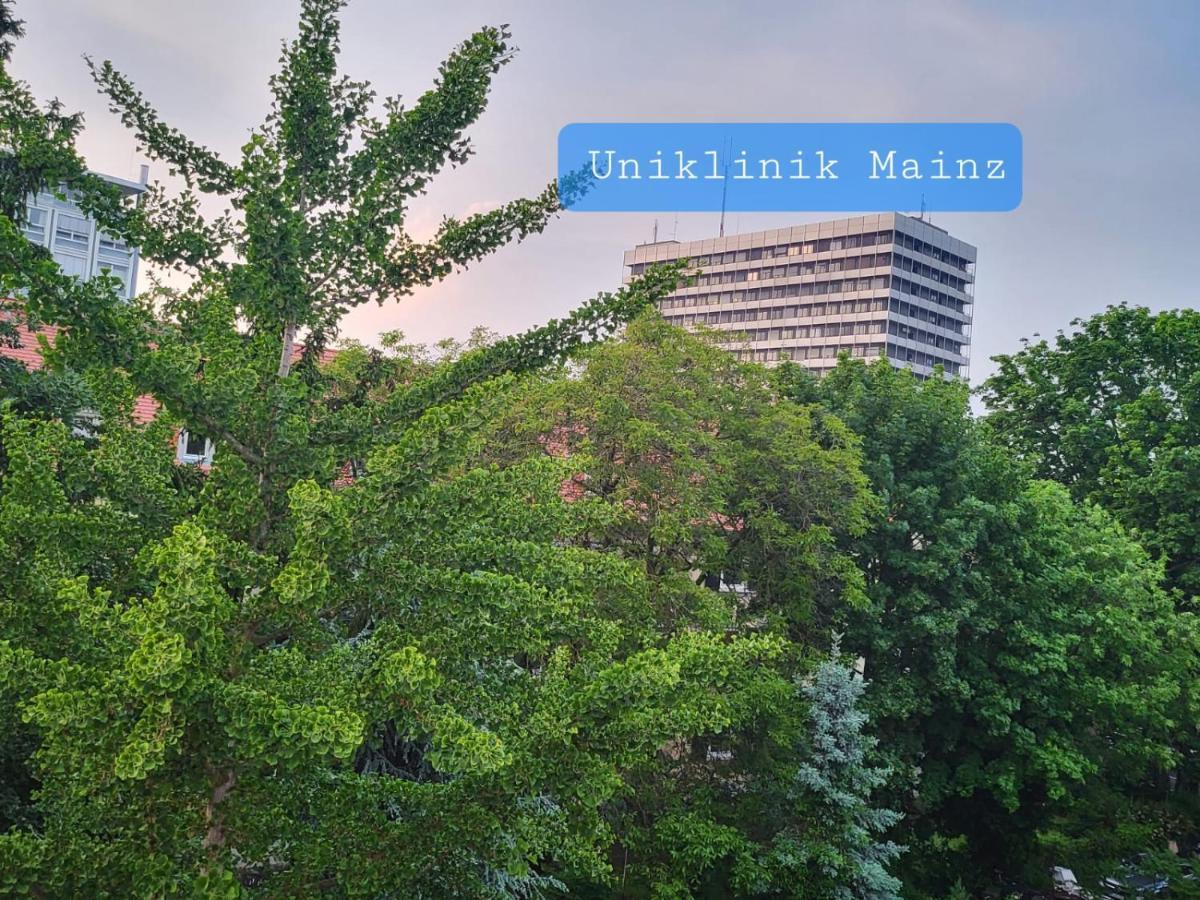 Privatzimmer An Der Uniklinik Mainz, Sehr Zentral Apartamento Exterior foto