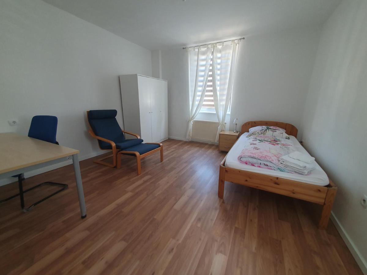 Privatzimmer An Der Uniklinik Mainz, Sehr Zentral Apartamento Exterior foto